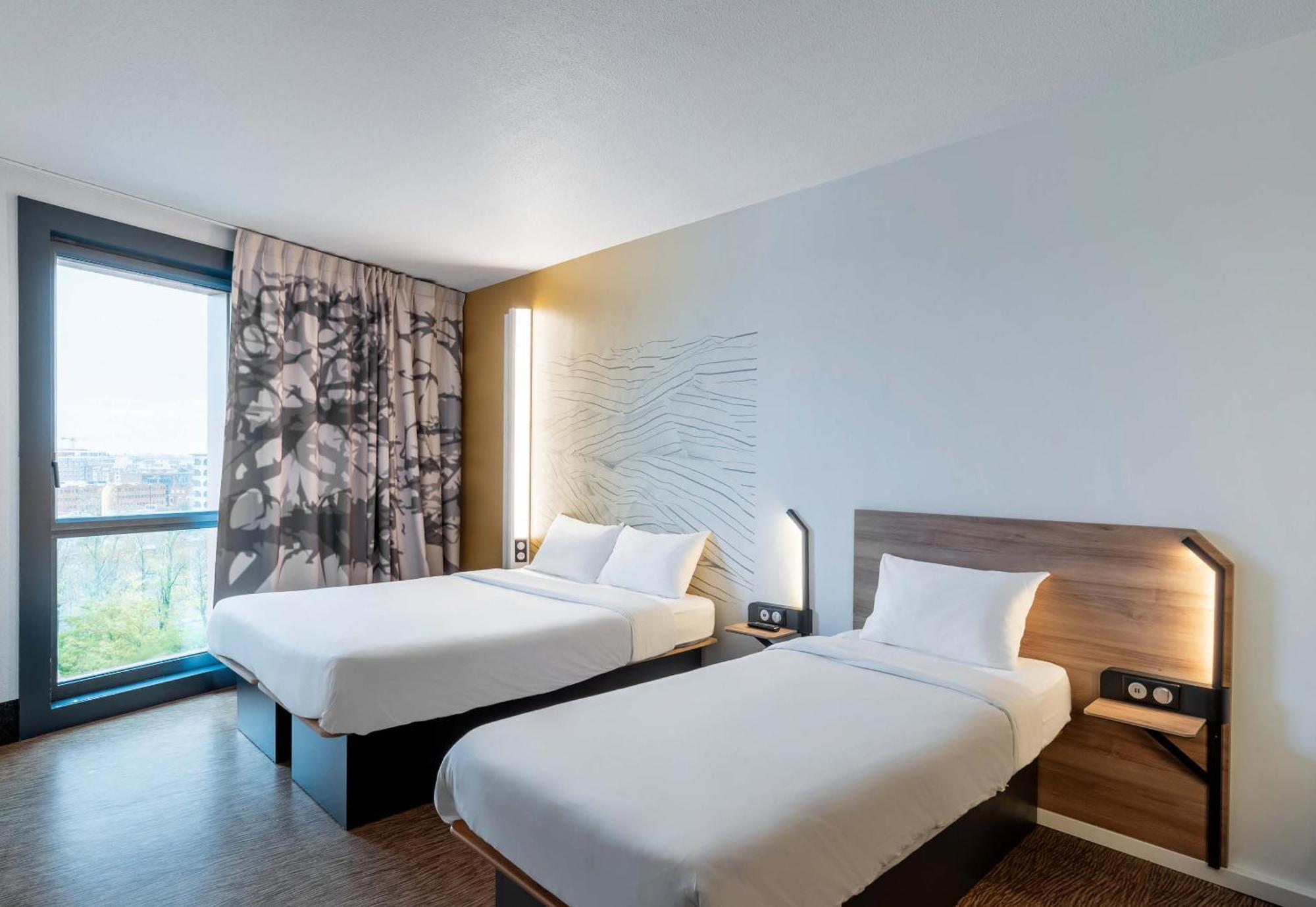 B&B HOTEL Lille Grand Stade Villeneuve-d’Ascq Exterior foto