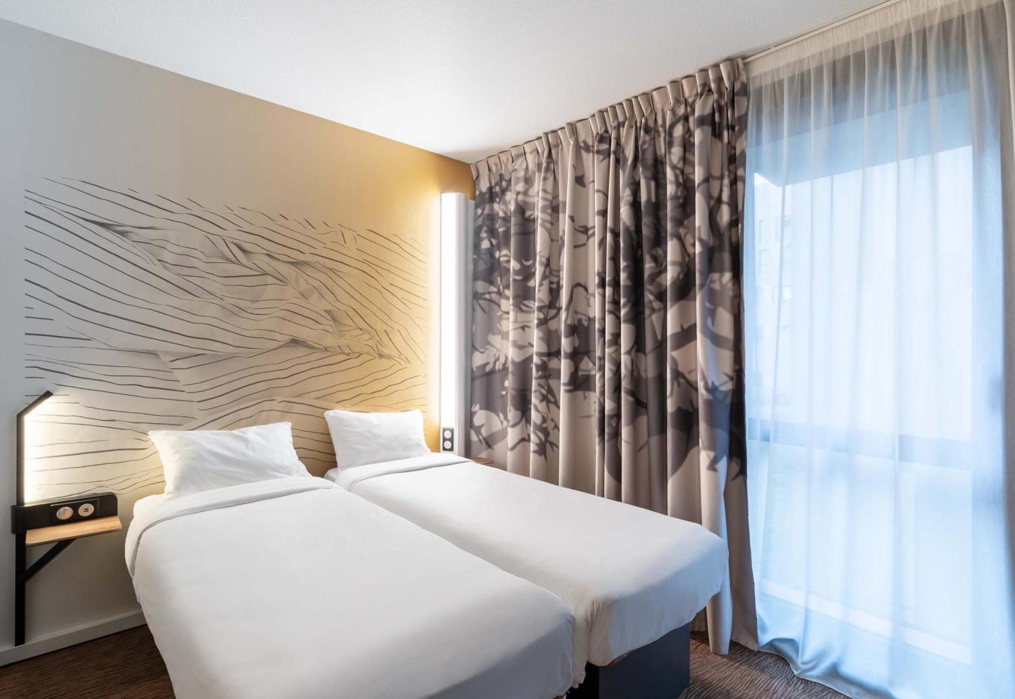 B&B HOTEL Lille Grand Stade Villeneuve-d’Ascq Exterior foto