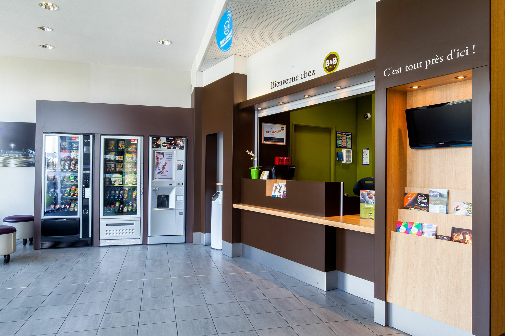 B&B HOTEL Lille Grand Stade Villeneuve-d’Ascq Exterior foto